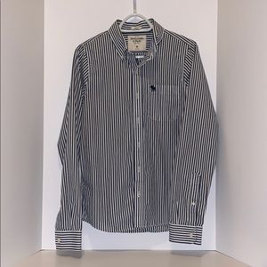 Abercrombie & Fitch Shirt “muscle fit” size Medium
